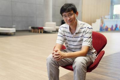 Giáo sư  You Yang từ NUS Computer Science nghiên cứu Dạy máy tính suy nghĩ như con người