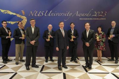 Giải thưởng Đại học NUS 2023 - tuyên dương những người đứng đầu giáo dục và nghiên cứu