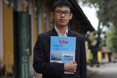 Phan Đàm Quân, cựu HS trường Chu Văn An, Hà Nội trúng tuyển NUS ngành Geography